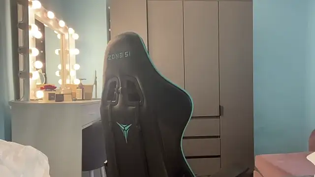 Živý XXX chat AndreeMerryman