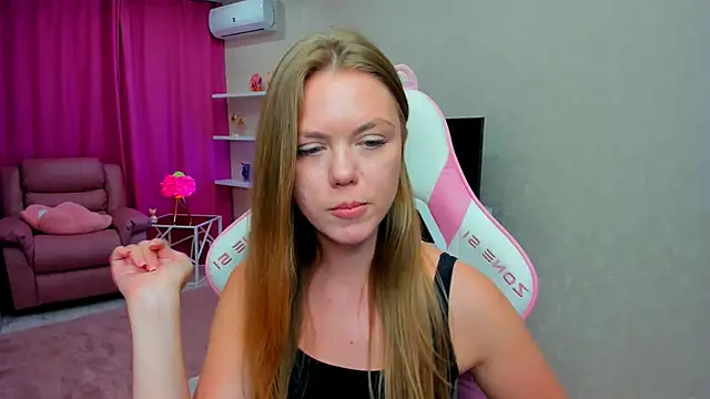 Strawberrye Chat XXX in diretta