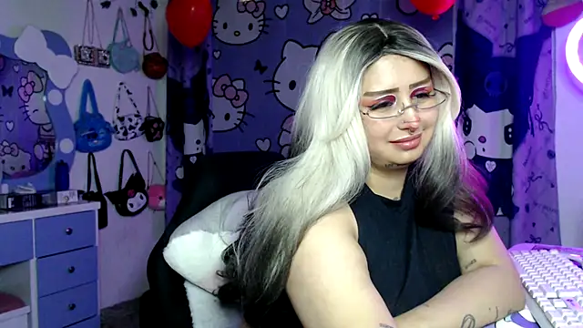 lussyevans24's Live XXX Chat