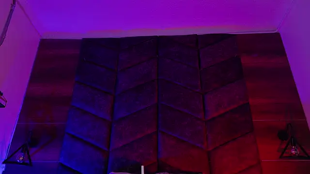 ParisFox_'s Live XXX Chat