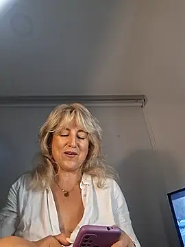 Show de almaluna7 na webcam