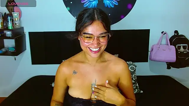 Czat XXX na żywo – Ana_Riderr