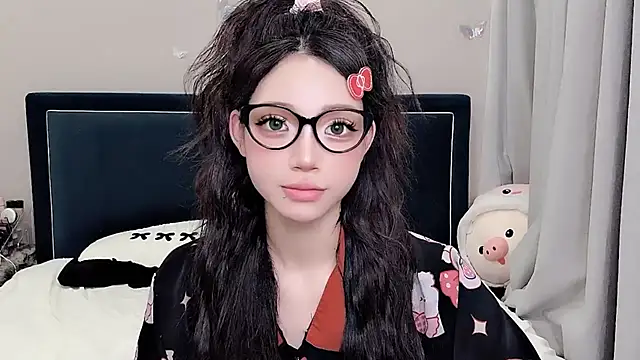 Show modela _Gwyneth_ na web-kameri