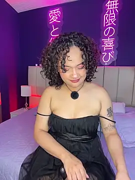 _sarahRose's Live XXX Chat