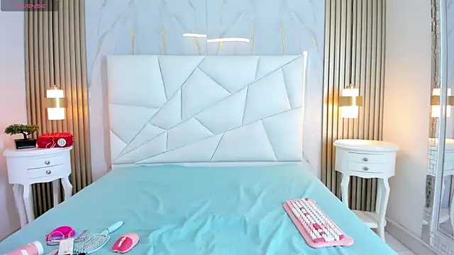 Show modela naomibely na web-kameri