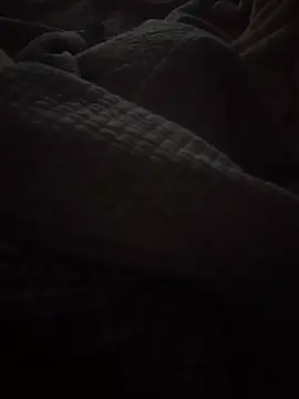 Mark_Dad Show in webcam