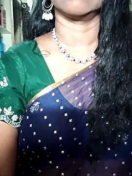 AMRUTHA-116's Live XXX Chat