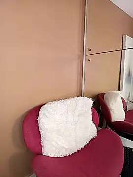 KITY_HILL Show in webcam