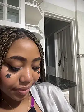 AngelaRoberts Chat XXX in diretta