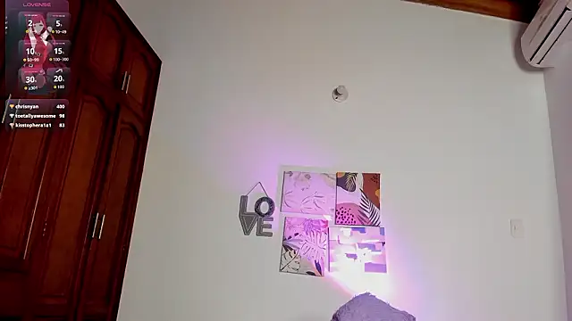 hellzel_moon Webcam-Show