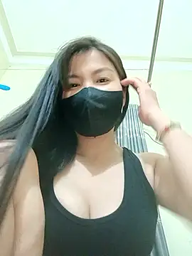 Lyly-68688 Show Webcam