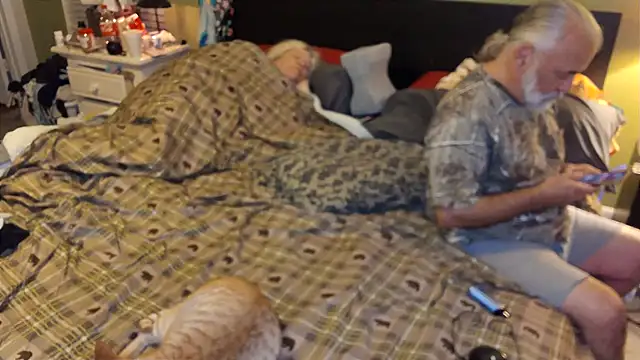 XXX chat uživo modela BigDaddyandSweetMama