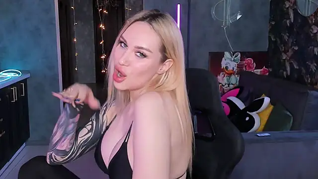 Онлайн чат XXX Blckmirrorr