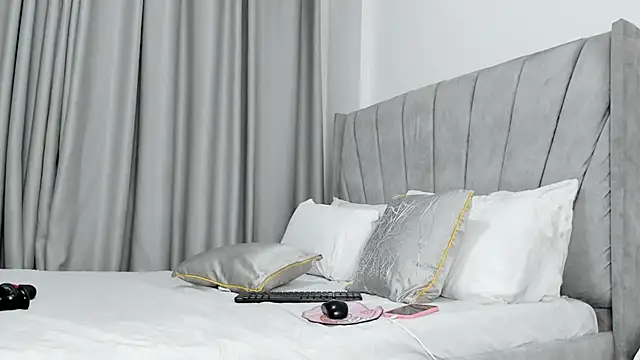 thee_sexy_goddess Chat XXX live