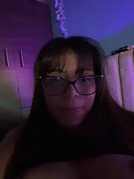 Lily_candy_X Show in webcam