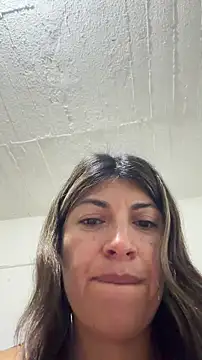 LunaBeya Adlı Modelin Canlı XXX Sohbeti