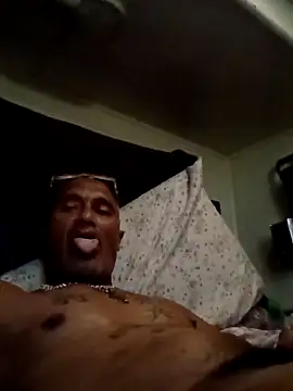 دردشة badboy2u2025 الجنسية المباشرة