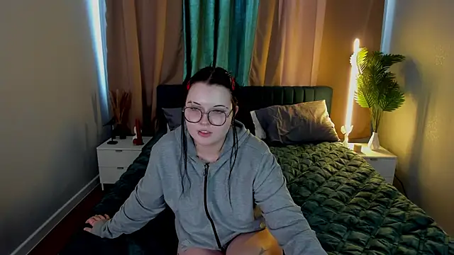 Kira_G0ld's Webcam Show