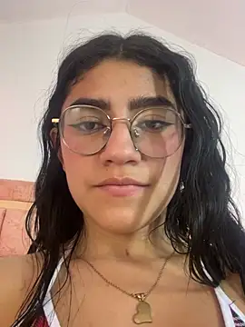 دردشة CristalFun الجنسية المباشرة