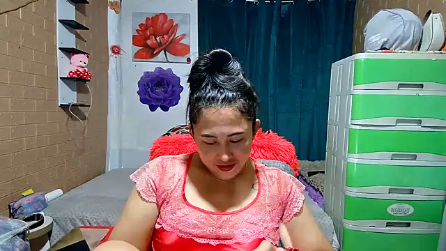 Chat +18 de Ugly-Filipina ao vivo