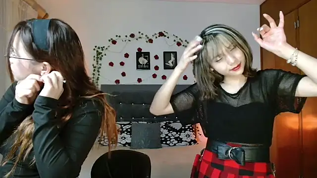 3littles: απευθείας συνομιλία ΧΧΧ