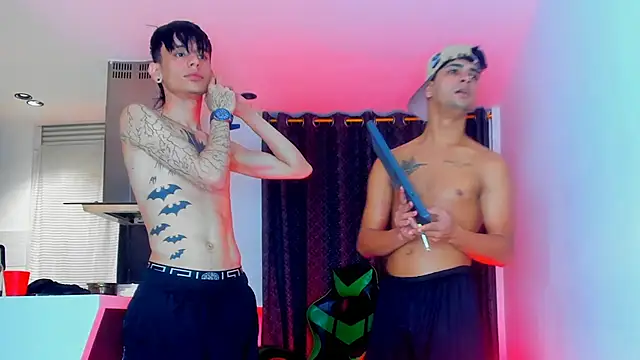 TheBatMansion Show Webcam