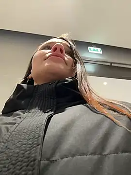 KishaMur Chat XXX in diretta