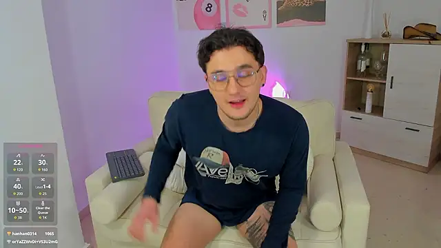 Онлайн чат XXX Massimo_Fiore