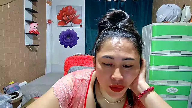 Ugly-Filipina Live XXX-Chat