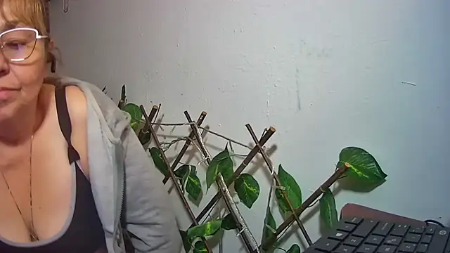 nicoltatiana_ Adlı Modelin Web Kamerası Şovu