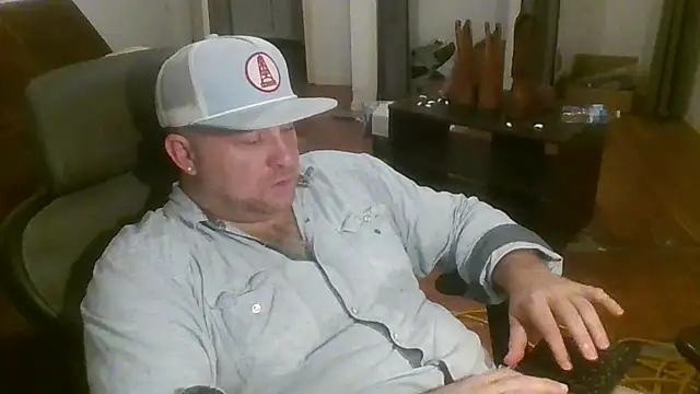 Вебкам-шоу poundyouout69