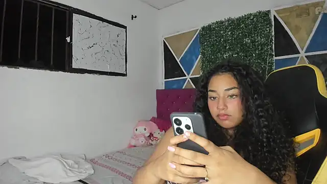 عرض كام emily_stars1