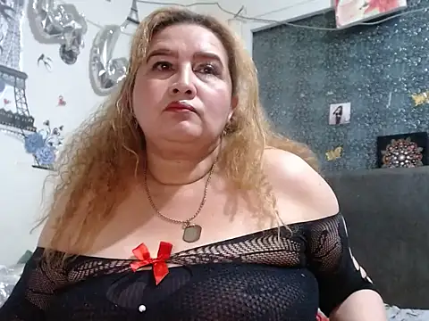 Perla1981-- Chat XXX in diretta