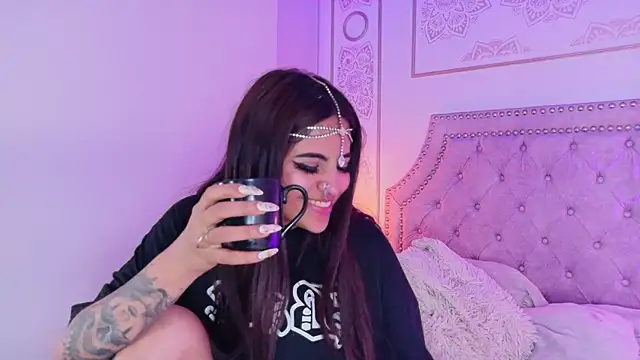 Cori_Paige Chat XXX in diretta