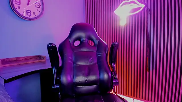 Maximoking26 Live XXX-chat