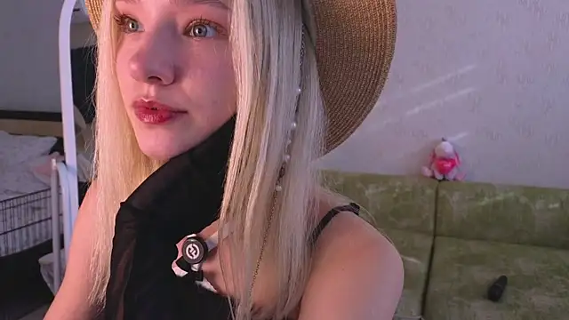 دردشة Sweetie__Angel الجنسية المباشرة