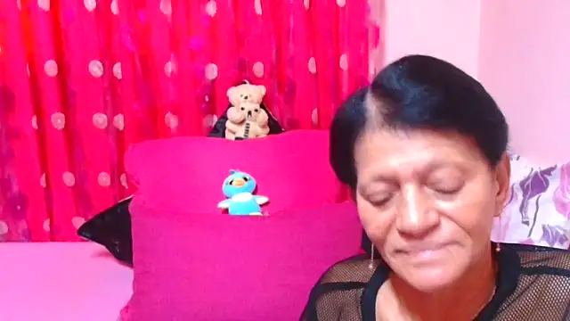 SLUTTYROXY Live XXX Chat