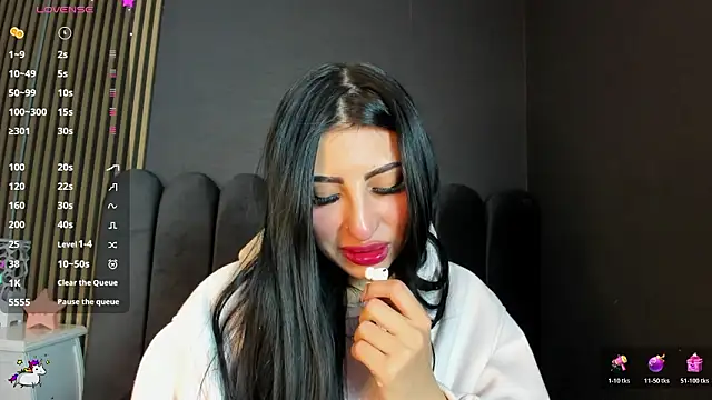 Nicolette_ks_: онлайн-секс-чат