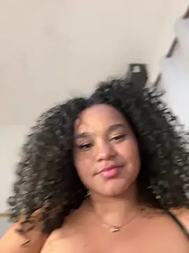 Chat +18 de Lucy_wilson5 ao vivo