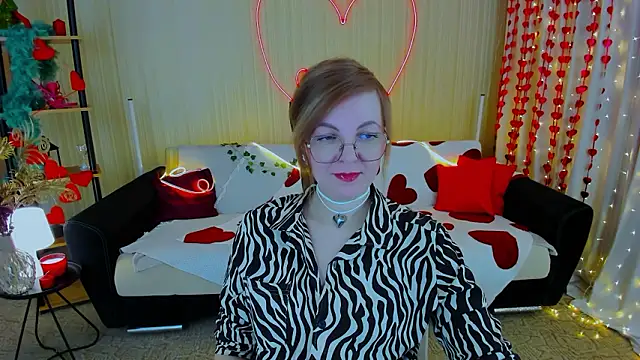 Chat +18 de YourUniverser ao vivo