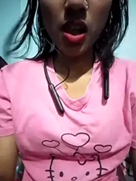 Maliha_Chowdhuryn Webbikameraesitys