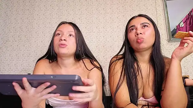 Girls_Beach_aws Chat XXX in diretta