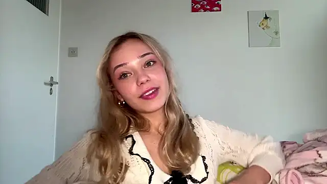 SourMidday Live XXX Chat