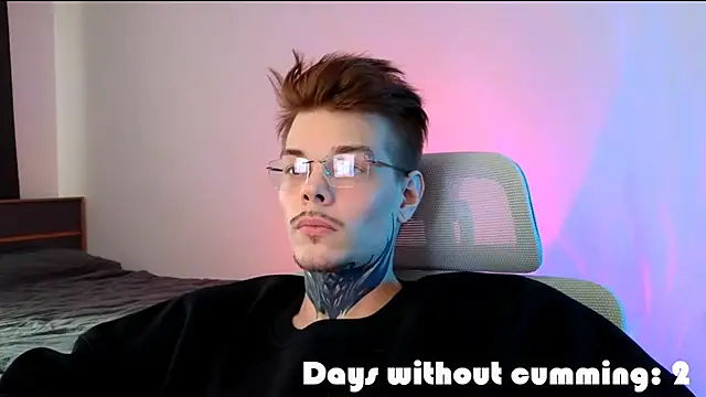 DENIS_HERE: απευθείας συνομιλία ΧΧΧ