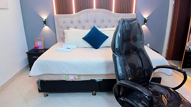 Tommy18__ Obrolan Langsung XXX