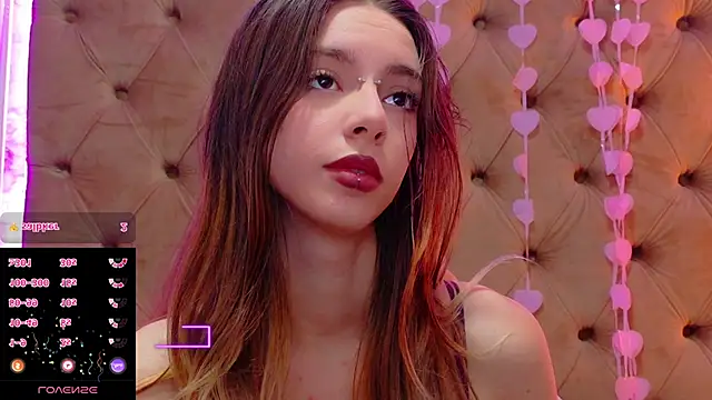 Chat +18 de CoraVex ao vivo