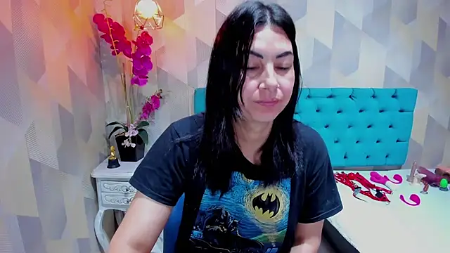 دردشة AdaFawxx الجنسية المباشرة