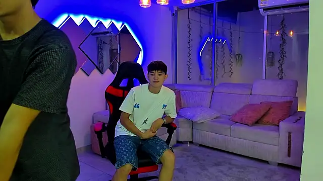 Houseofwarrios Chat XXX live