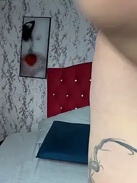 Larissa_Antonella Adlı Modelin Canlı XXX Sohbeti