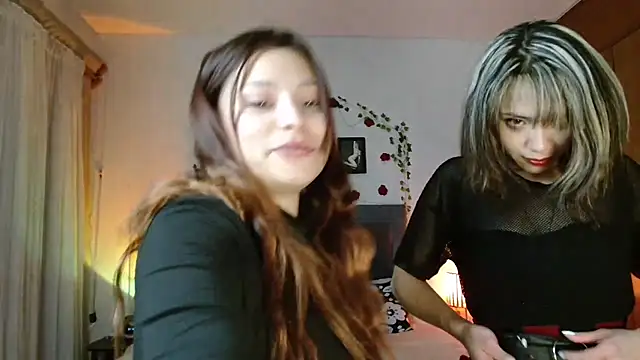 Chat +18 de 3littles ao vivo